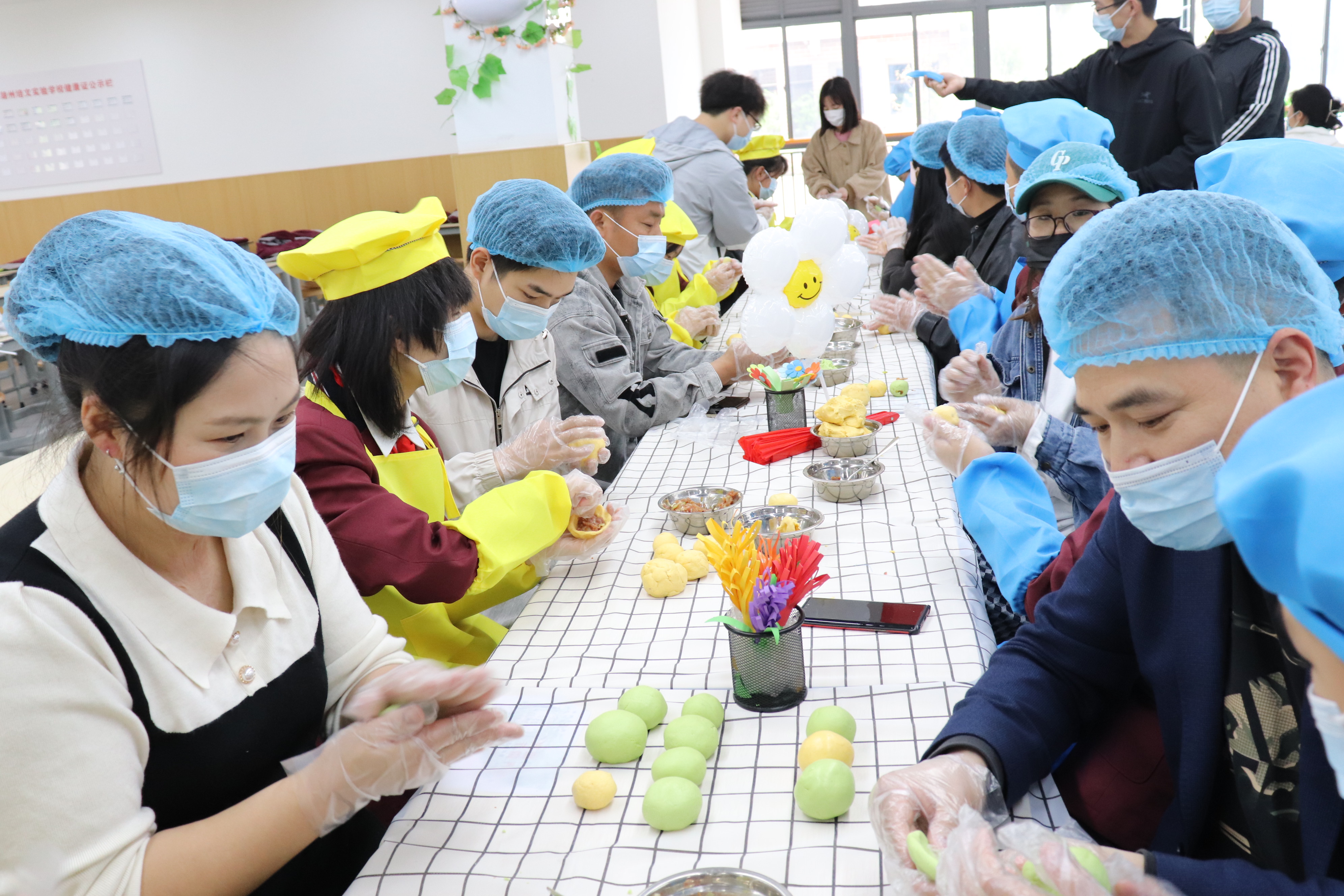 【陽光四會德育】春色三分 “食”刻相伴——小學部食育活動