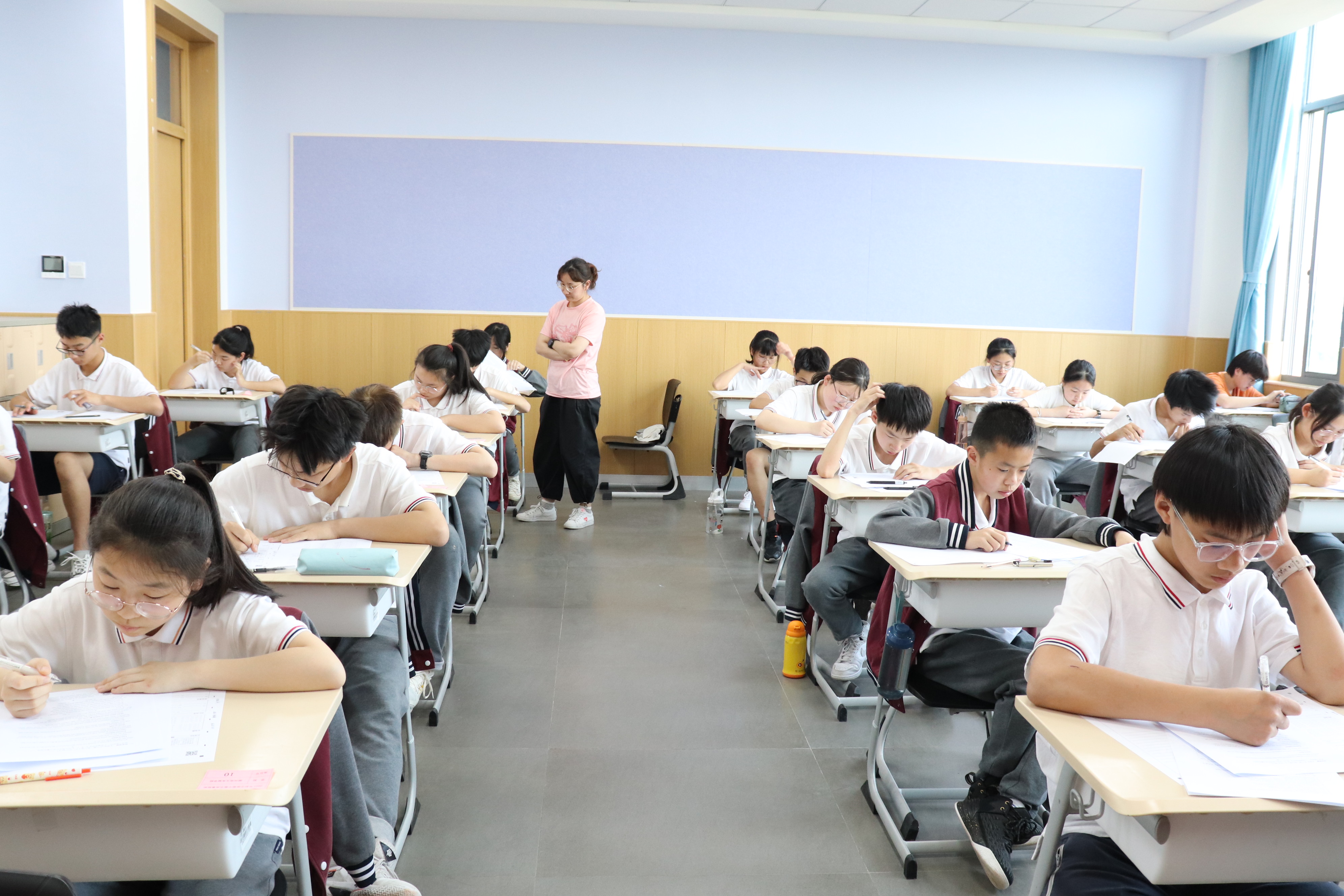 【教學(xué)動態(tài)】夯實(shí)常規(guī) ，提升質(zhì)量——初中部期中教學(xué)教研常規(guī)紀(jì)實(shí)