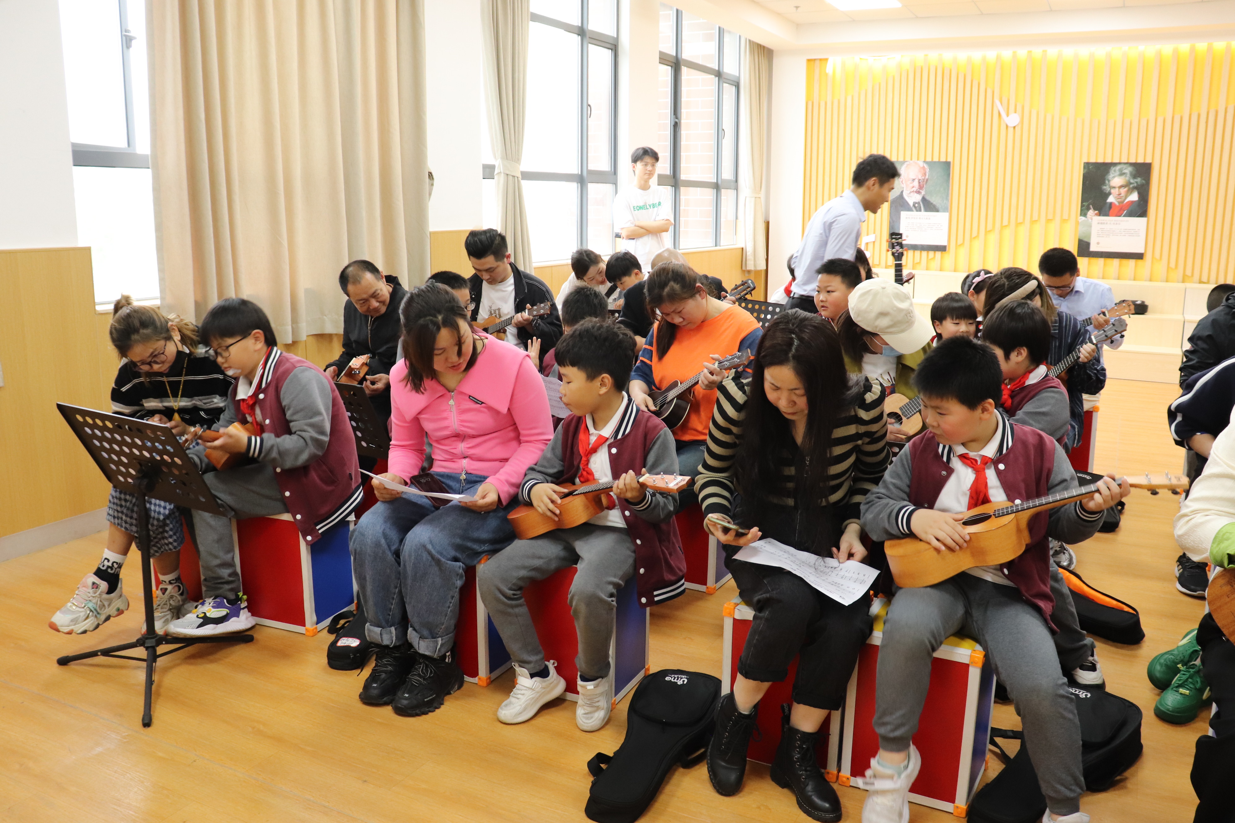 世界讀書日，書香滿校園。